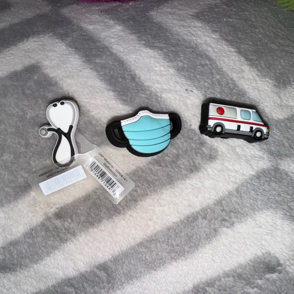 Croc charms